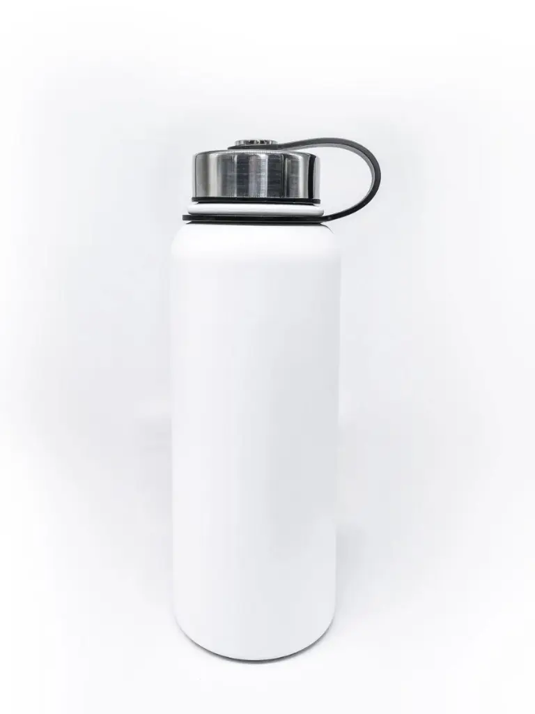 mug201201_wt_1.webp